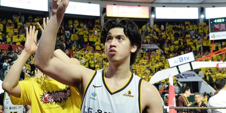 Carl Tamayo's Stellar Performance Pushes LG Sakers Closer to Historic KBL Title