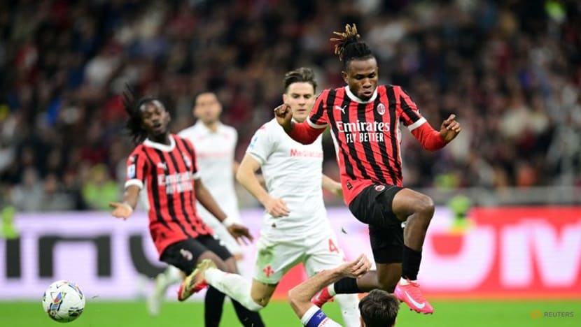 AC Milan's Champions League Hopes Diminish After Late Rally to Draw 2-2 with Fiorentina