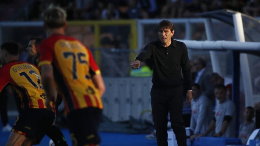 Antonio Conte Aims to Etch His Name in Napoli's History with Serie A Triumph
