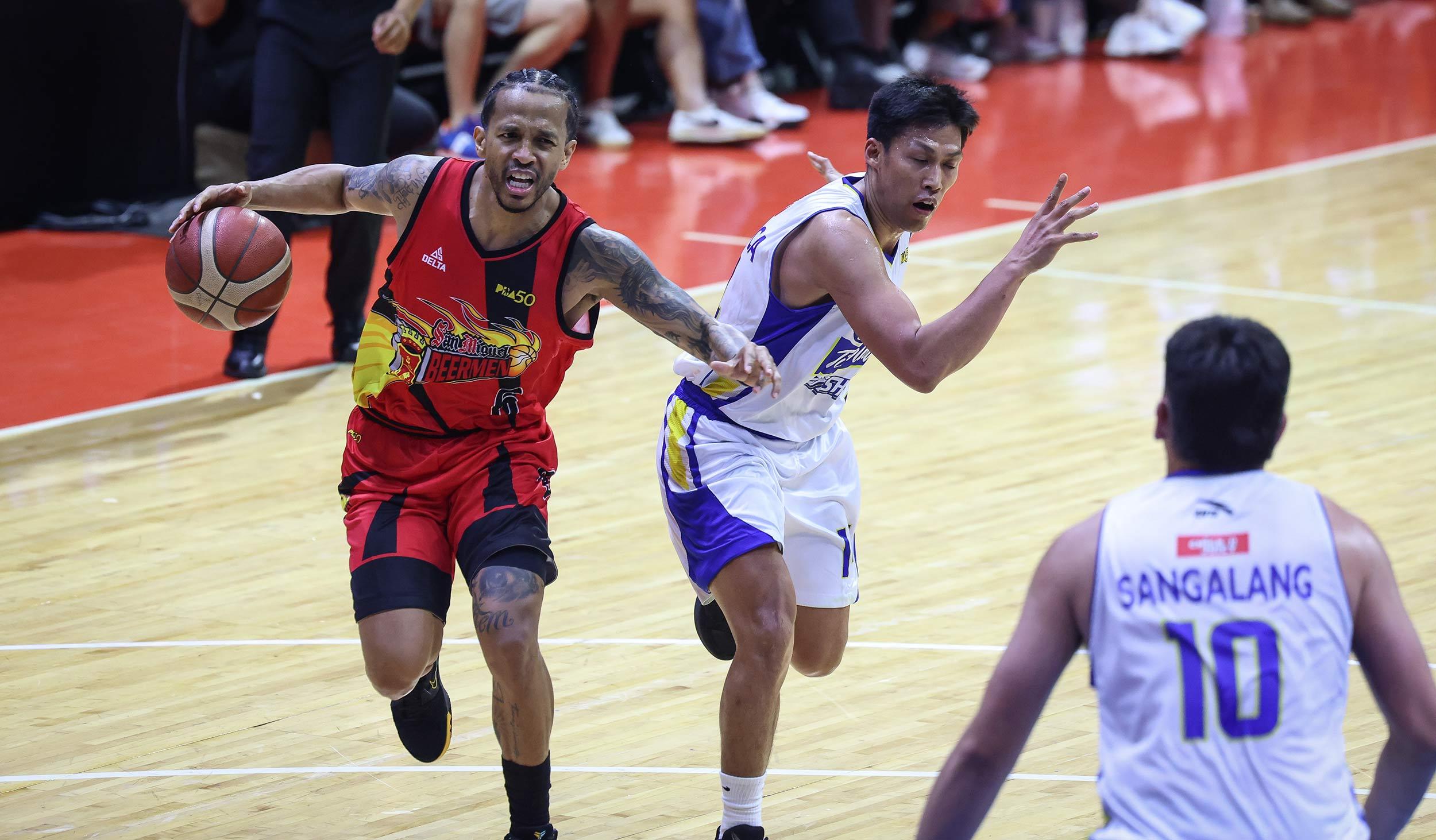 Mark Barroca's Clutch Performance Secures Magnolia's Perfect Start in PBA Season 49
