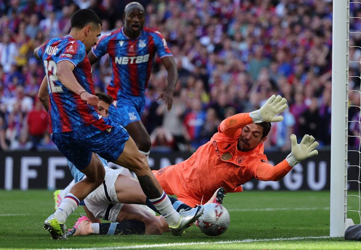 Crystal Palace Shocks Manchester City to Claim Historic FA Cup Victory