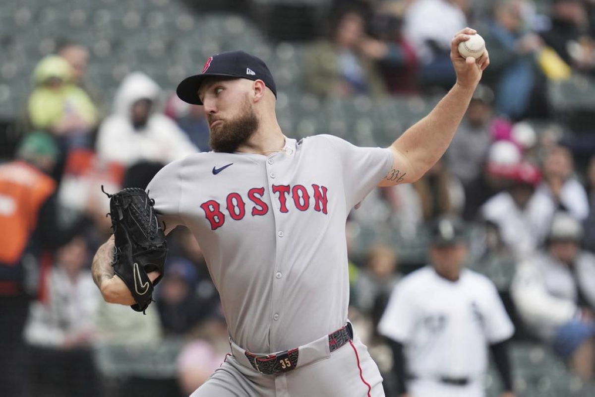 Garrett Crochet Shines Against Former Team, Boosts Red Sox in Chicago