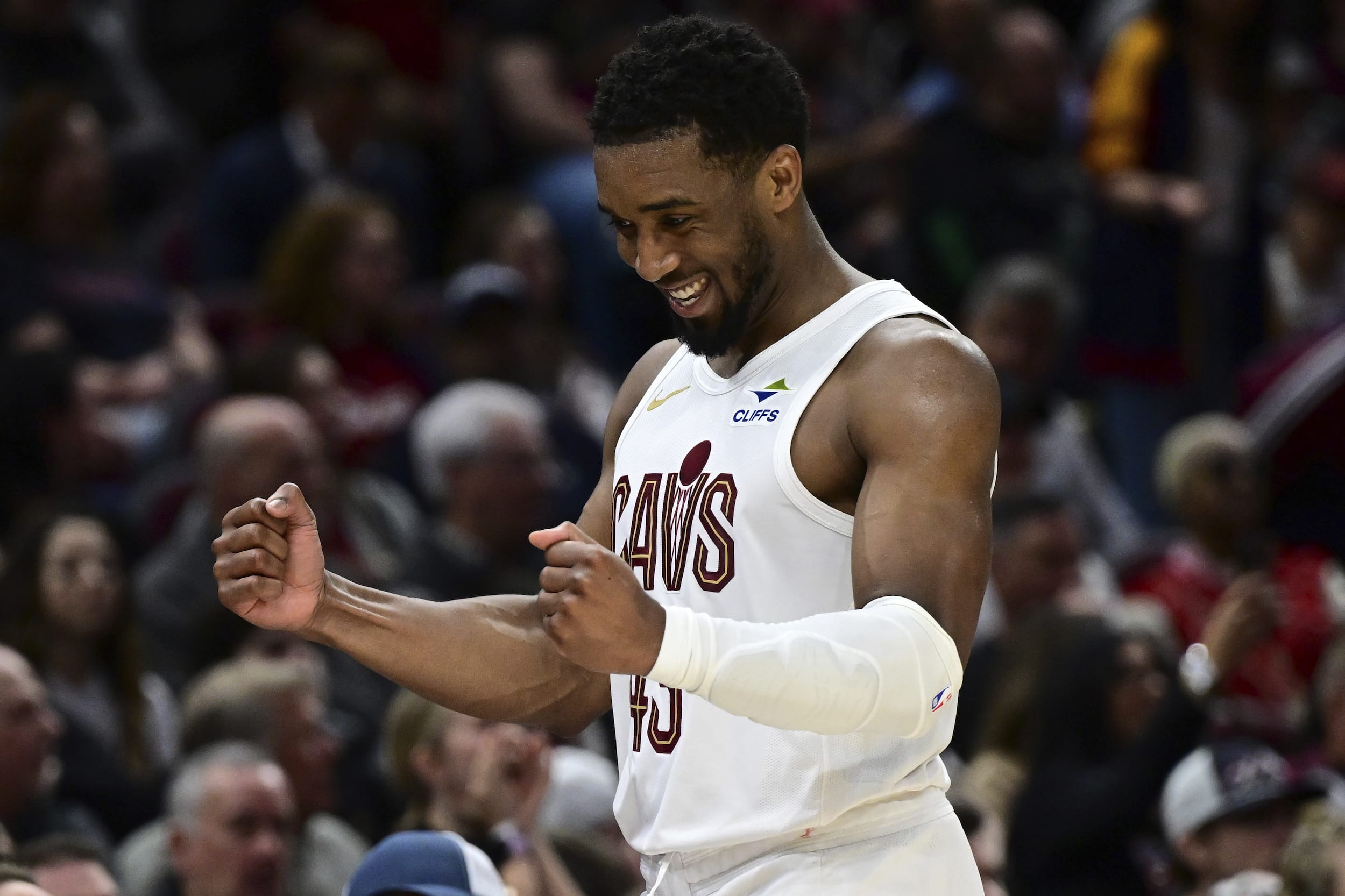 Cavaliers Celebrate Historic 60 Wins, First Time Without LeBron James